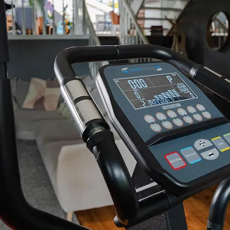 Sunny, Family-friendly Near Zoo & Local Beaches *