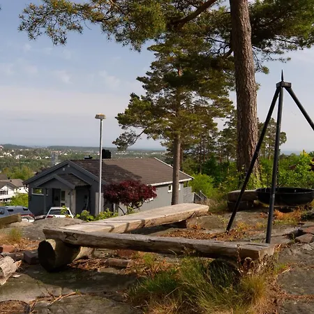 Sunny, Family-friendly Near Zoo & Local Beaches * Kristiansand