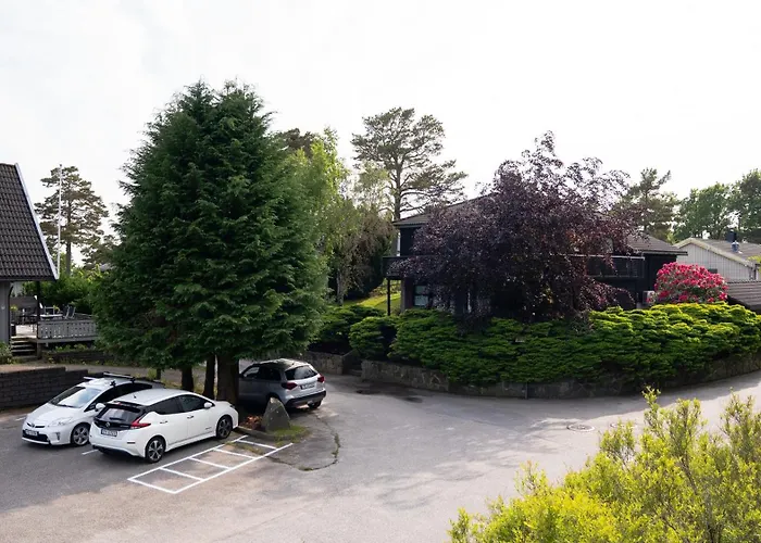 Semesterbostad Sunny, Family-friendly Near Zoo & Local Beaches Kristiansand